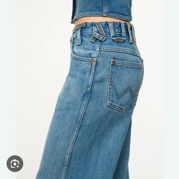 NWOT Staud x Wrangler collab loose fit jeans - Picture 2 of 8